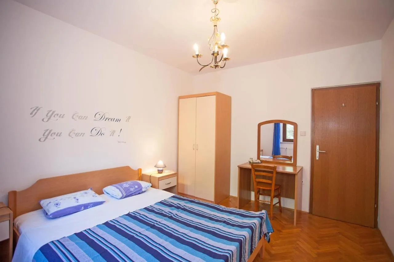 Apartments And Room Agata Banjole