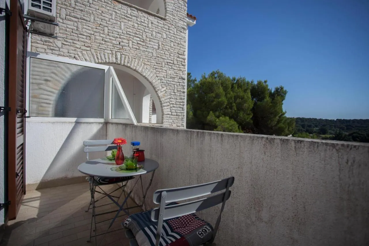 Apartments And Room Agata Banjole