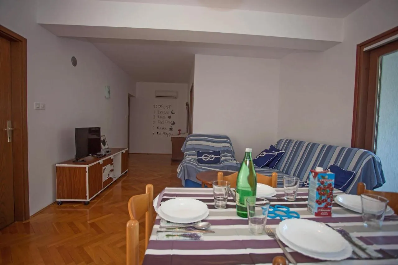 Apartments And Room Agata Banjole Chorwacja